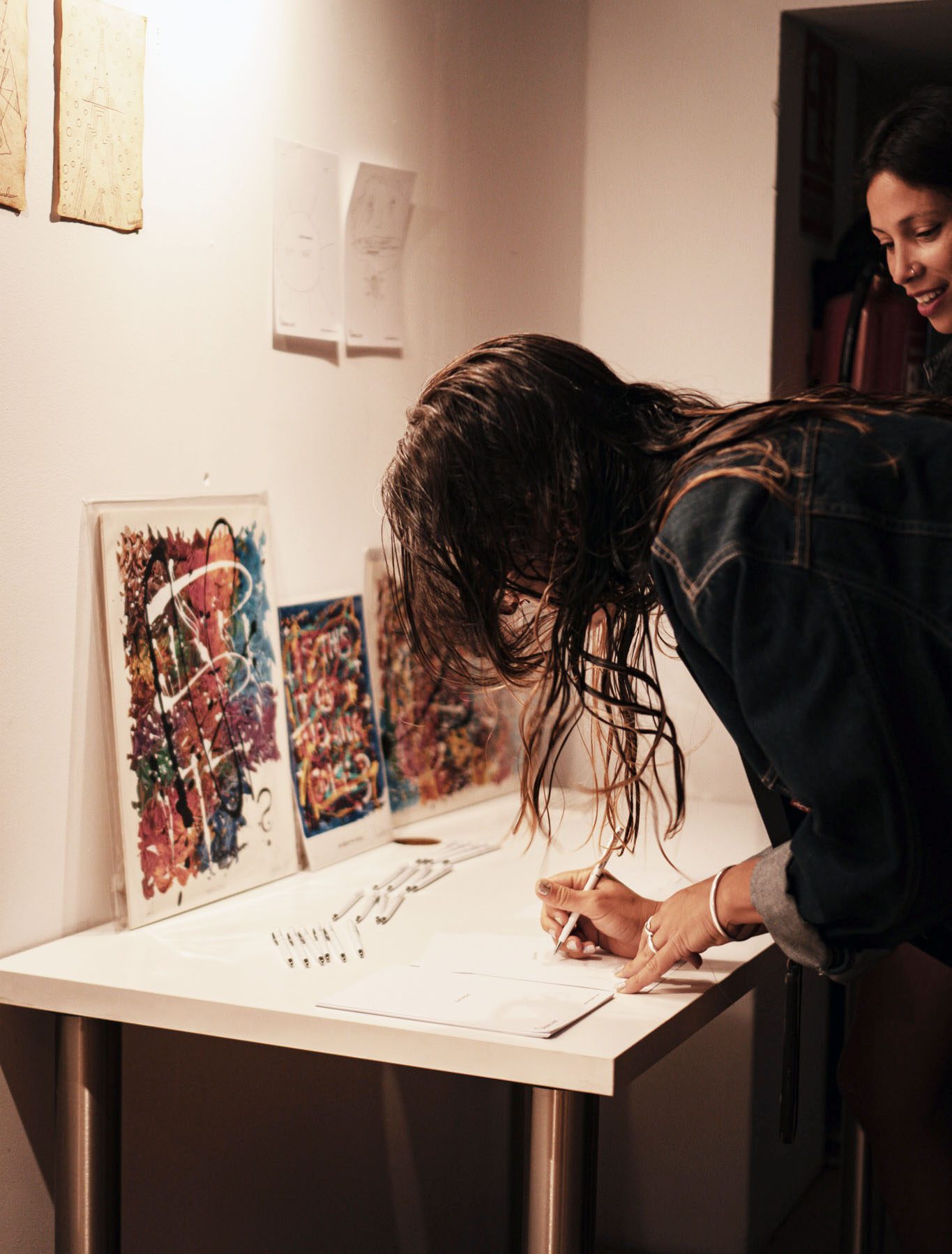 Miroslav Brings Self-Expressive Activities for Exhibition Visitors in a new Art And Literature Event in Barcelona. 1 miroslavo barcelona